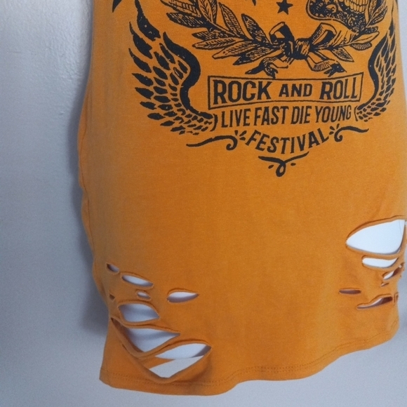 Windsor Rock Tshirt Dress XS Distressed, Low Cut Front - Picture 4 of 6